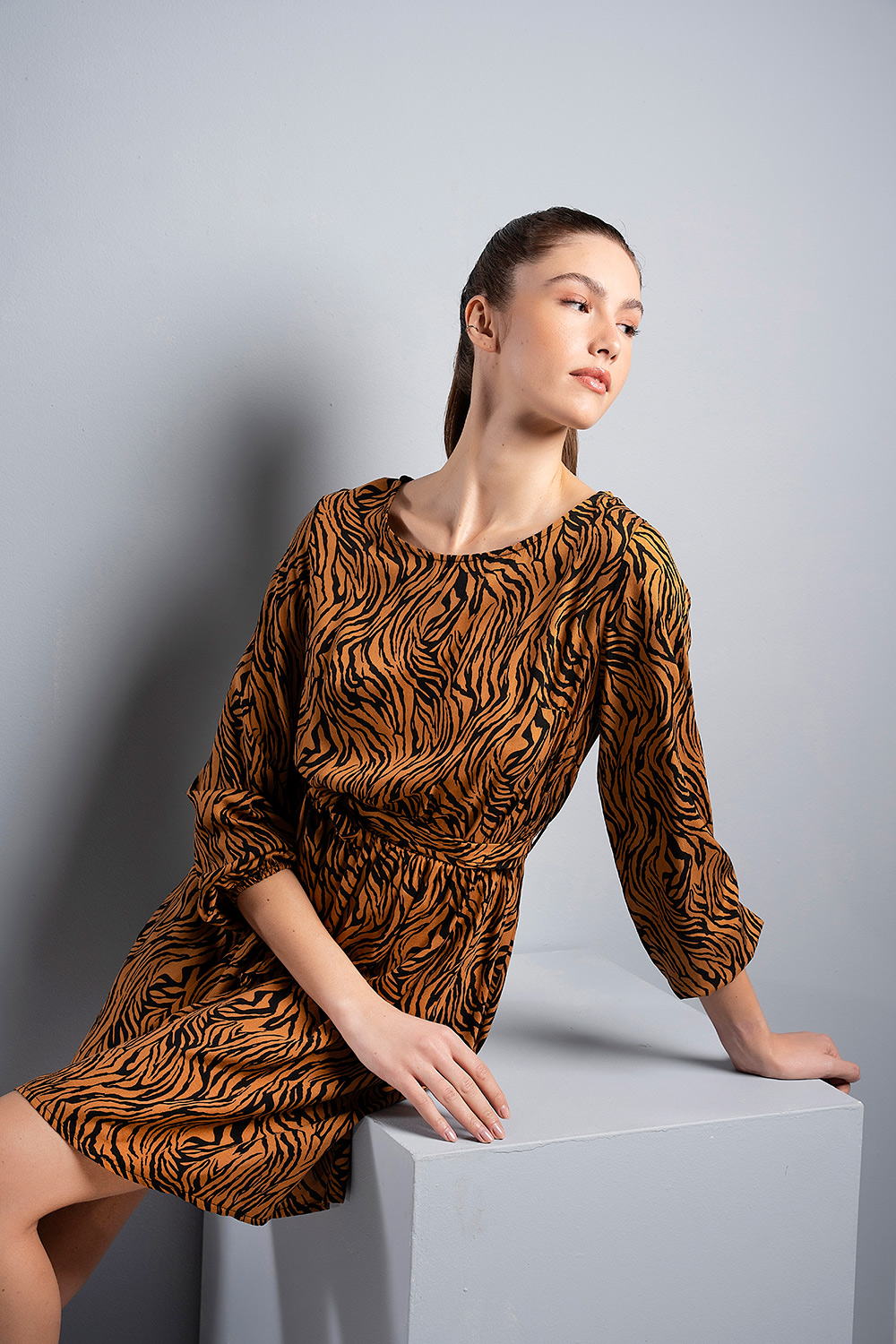 Φόρεμα εμπριμέ - Image 5