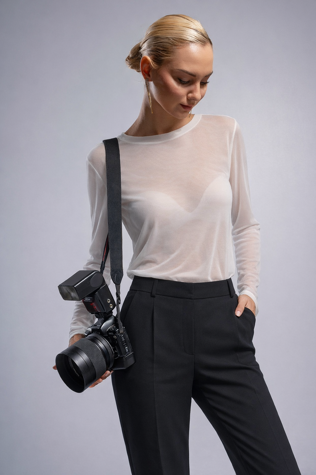 Διαφάνεια μακρυμάνικη σε στενή γραμμή