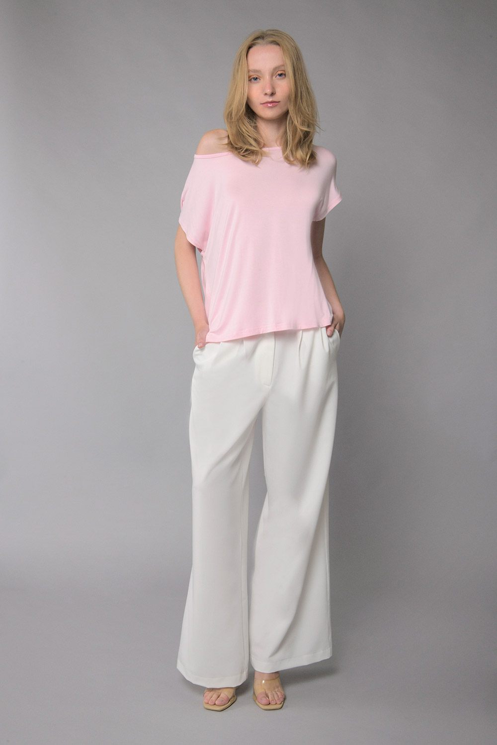 Παντελόνι με φαρδιά γραμμή και κομψή εφαρμογή - Image 4