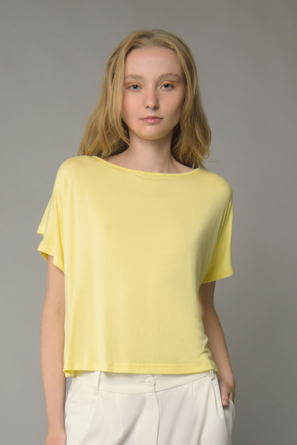 Μπλούζα ασύμμετρη cross με κοντό μανίκι