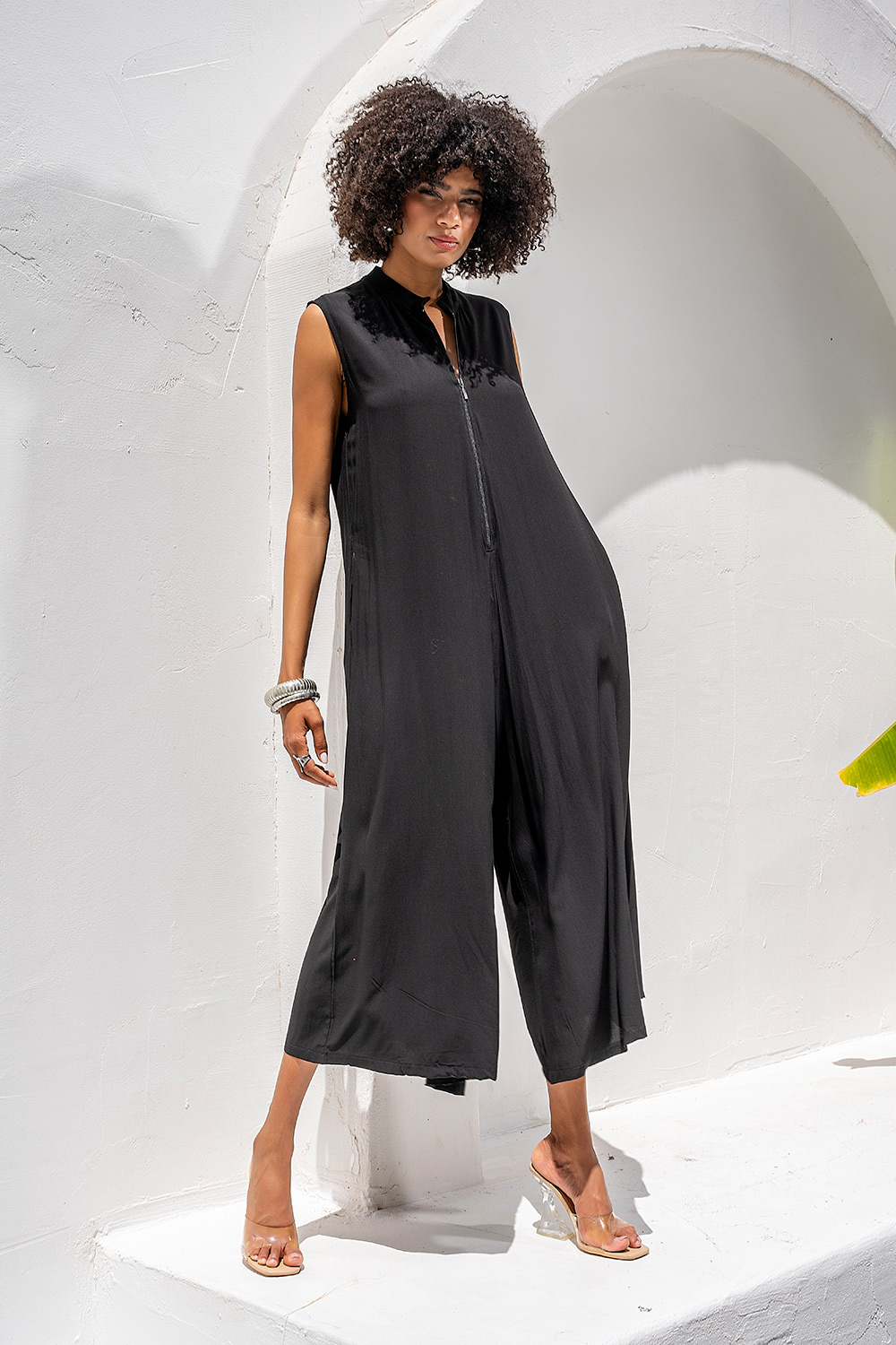 Μαύρη Αμάνικη Ολόσωμη Φόρμα με Φερμουάρ & Wide Leg - Image 3